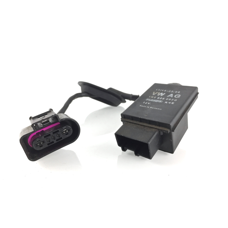 Volkswagen Steuereinheit / Steuergerät für Kraftstoffpumpe 1K0906093G