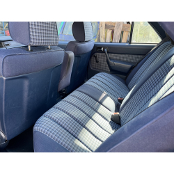 Mercedes Benz W201 190E (1982-1993) Innenausstattung inkl. Türverkleidungen vorne & hinten links & rechts Karo Blau ähnlich Sportline Sitz mit Armlehne