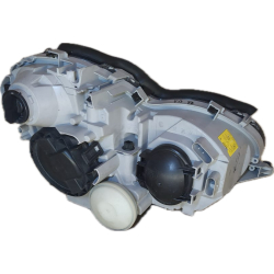 Mercedes C-Klasse W203 (2001-2004) Scheinwerfer links...